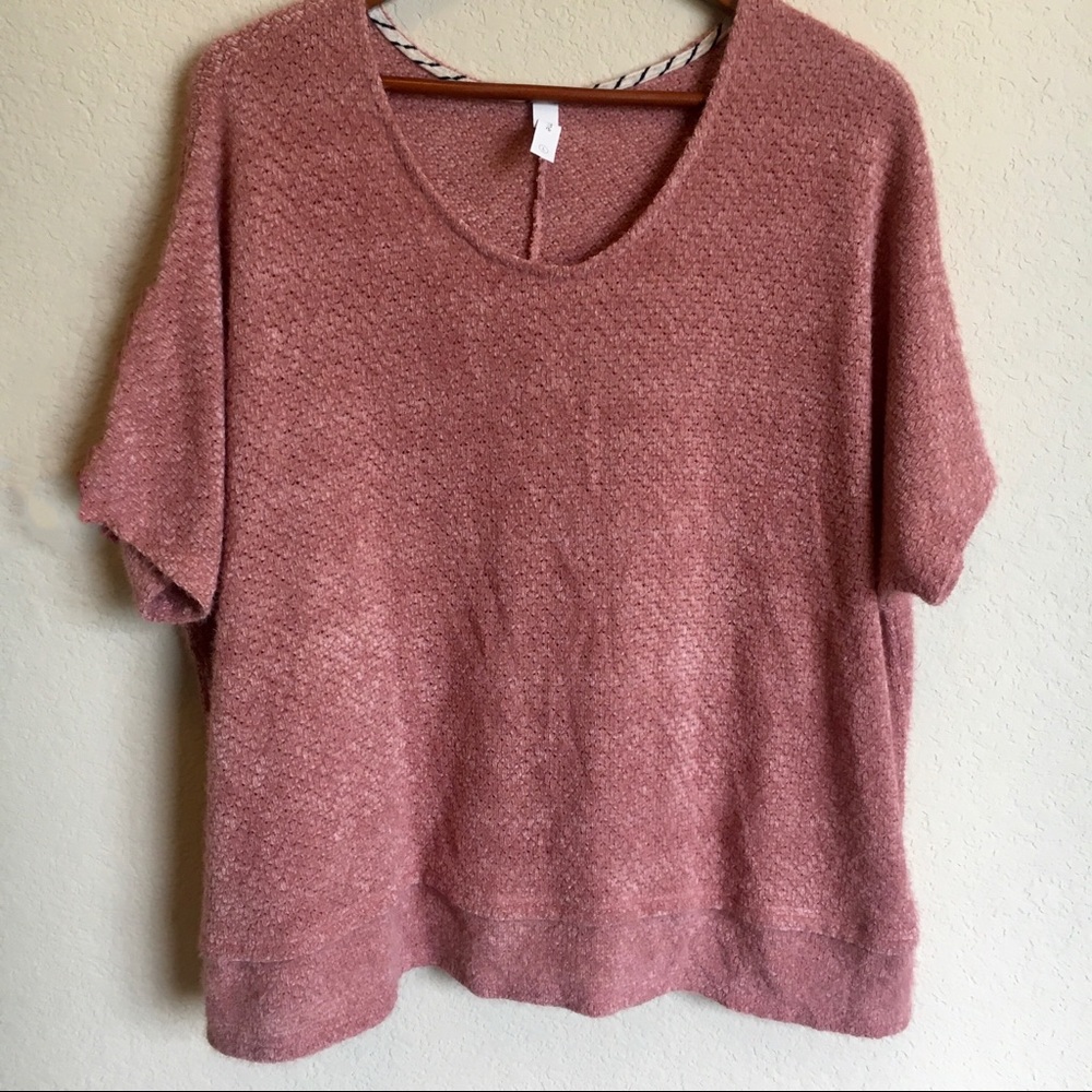 Honey Me Pink Short Sleeved Sweater